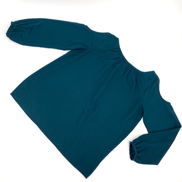 Cabi Fetching Blouse # 3504, Spruce Green Cold Shoulder Long Sleeve Top, Medium - Picture 2 of 16